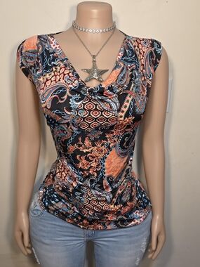 ☆Jennie & Marlis Paisley-Print Cap Sleeve Tee in Black & Orange☆